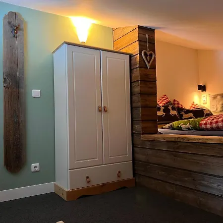 La Bosch, 7-persoons Luxe Eigen Woning Met Privetuin Ehrwald
