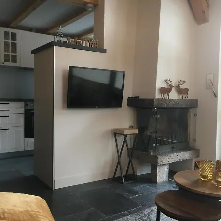 La Bosch, 7-persoons Luxe Eigen Woning Met Privetuin شاليه ايروالد