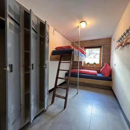 La Bosch, 7-persoons Luxe Eigen Woning Met Privetuin Ehrwald